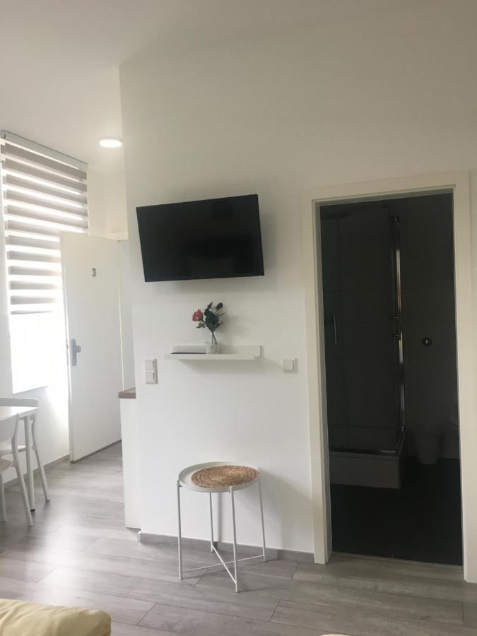 Apartment Dusseldorf-City ภายนอก รูปภาพ