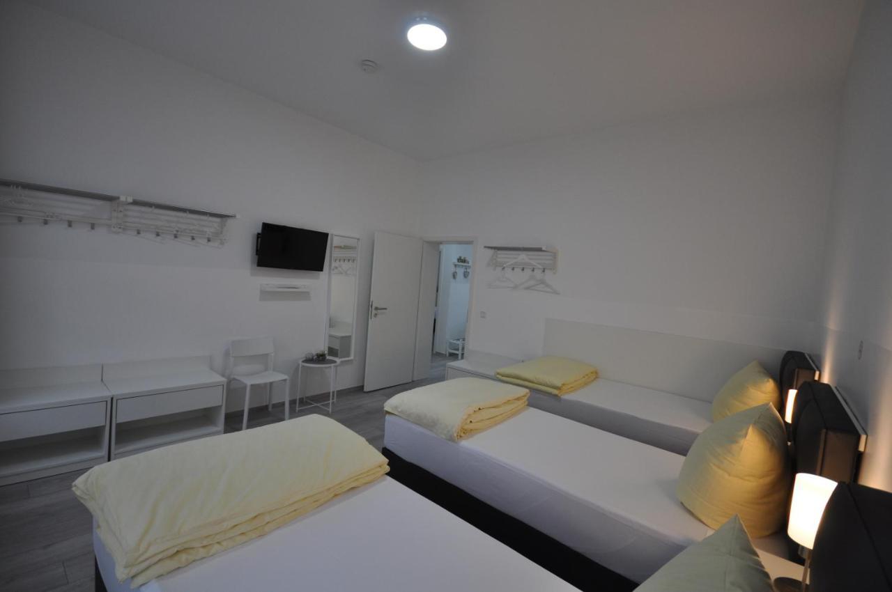 Apartment Dusseldorf-City ภายนอก รูปภาพ